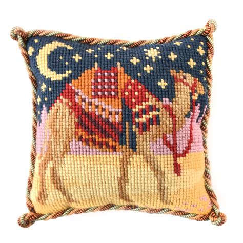 Camel Mini Needlepoint Kit | Elizabeth Bradley Design – Elizabeth ...