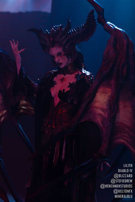 The First Diablo 4 Cosplay Was Perfect | Diablo cosplay, Cosplay, Lilith