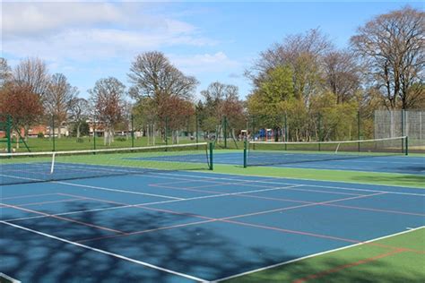 Victoria Park Tennis Courts(Dundee) / Play tennis Victoria Park Dundee