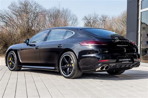 Porsche Panamera Turbo - amazing photo gallery, some information and ...