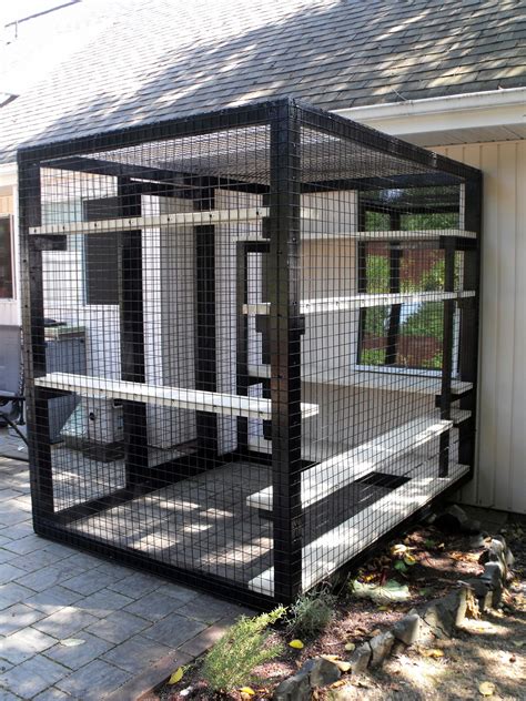 Patio cat enclosure. Beautiful World Living Environments www ...