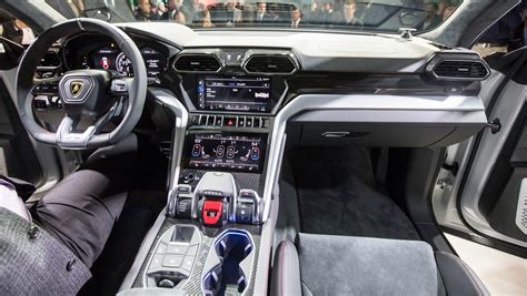 Lamborghini Urus Interior 2018 | Cabinets Matttroy