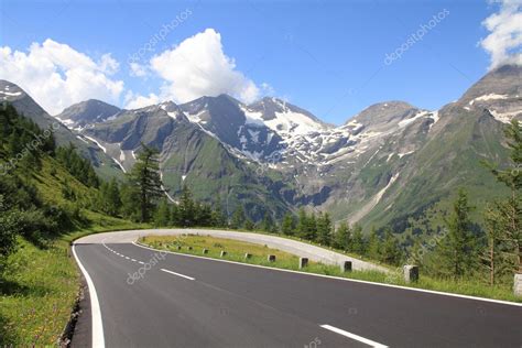 Alpine road — Stock Photo © tupungato #4613267