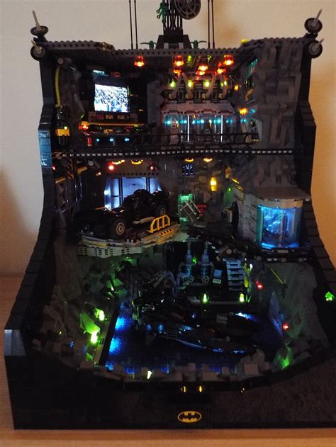 Batman Batcave MOC (Not another, but sadly this one has to go) - LEGO ...