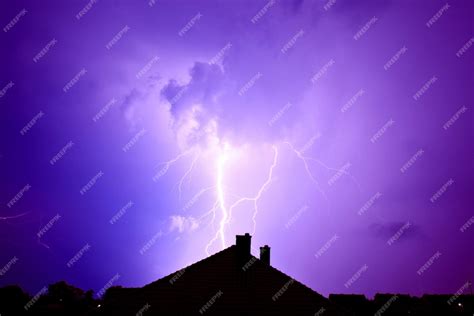 Free Photo | Lightning hit the house.