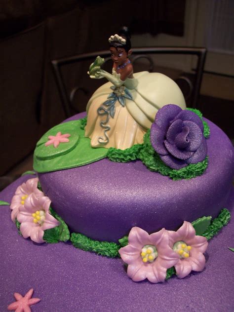 MyMoniCakes: Princess and the Frog / Princess Tiana Cake