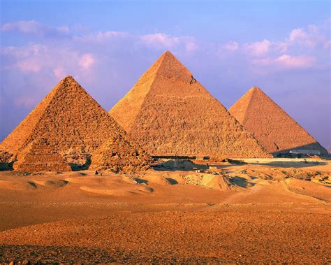 High Definition Photo And Wallpapers: pyramids egypt wallpapers,ancient ...