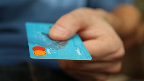 Business Reloadable Debit Cards | What Are The Benefits?