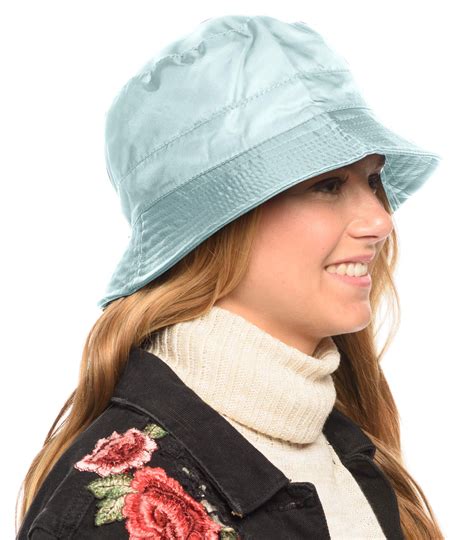 9 Best Rain Hats For Women (2024), A Fashion Stylist's Picks