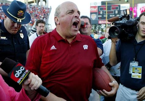 Barry Alvarez to coach Wisconsin in Rose Bowl after Bret Bielema's ...