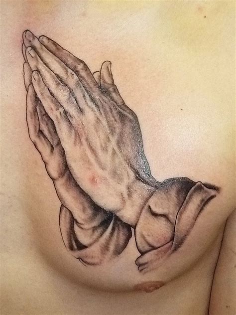 65+ Images OF Praying Hands Tattoos - Way to God