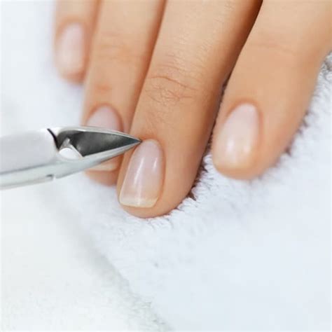 Vertical Lines on Fingernails | How To Achieve Healthy Nails