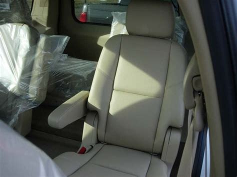 2007 - 2014 Chevy Suburban Middle Row Bucket Seat Covers - Headwaters ...