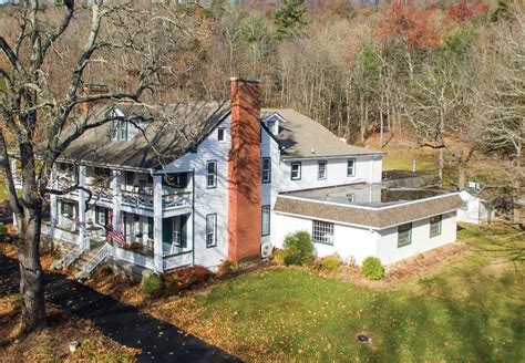 Historic Buckhorn Inn - 2503 & 2487 Hankey Mountain Hwy, Churchville ...