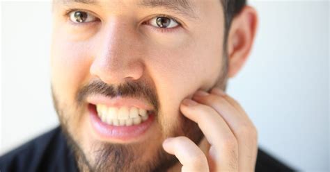 Itchy Beard Causes, Treatment & Home Remedies | Man Matters