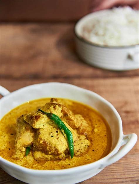 Bengali Fish Curry Recipe Macher Jhol | GlutenfreeIndian