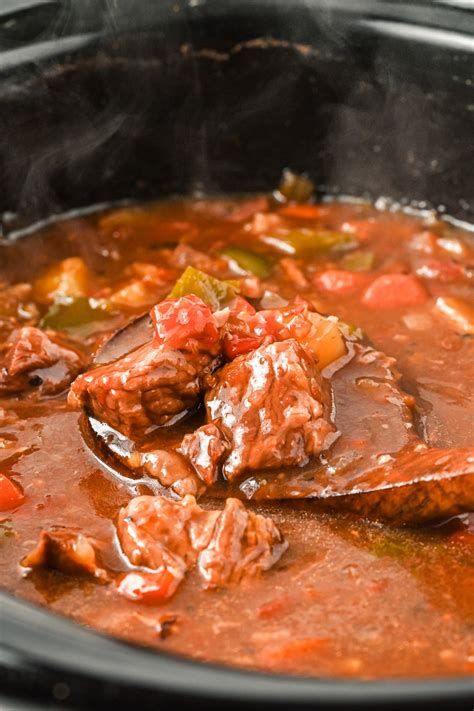 Slow Cooker Hungarian Goulash - The Magical Slow Cooker