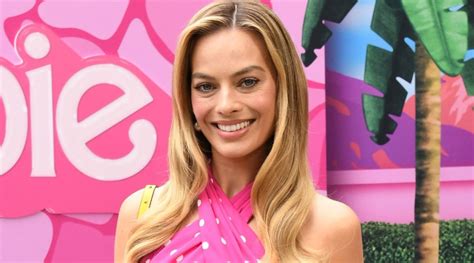 Margot Robbie’s Pink Polka Dot Dress Is the Best Take on the Barbiecore ...