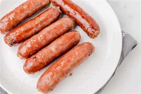 How to cook frozen sausages (Oven or Air Fryer) - yourcookingbuddy.com