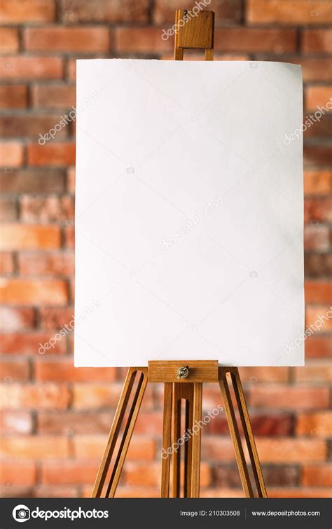 Art painting inspiration blank canvas easel empty Stock Photo by ...