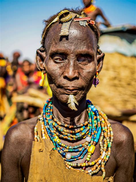 Photographer Captured The Beauty Of Tribal Women In Ethiopia