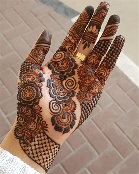 Most Beautiful Mehndi Designs For Front Hands Easy - Design Talk