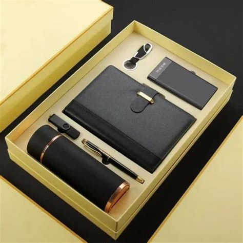 Leather Set Personalized Corporate Gifts at Rs 1100/piece in New Delhi ...