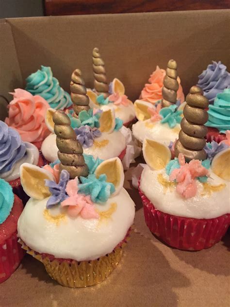 Unicorn cupcakes