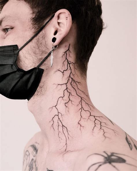 Lightning Neck Tattoo | Best Tattoo Ideas For Men & Women