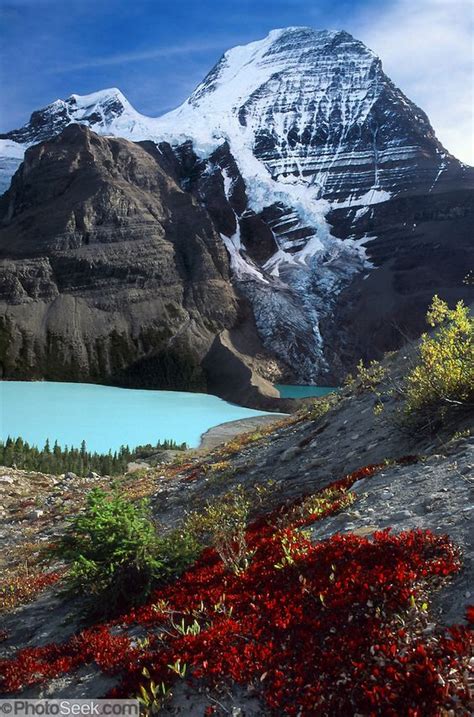 Mount Robson, Berg Lake, Mount Robson Provincial Park, British Columbia ...