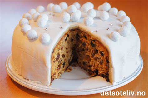 Christmas Cake with Royal Icing | Det søte liv