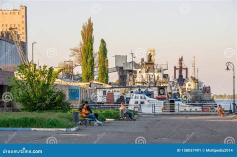 Embankment in Kherson, Ukraine Editorial Photo - Image of church ...