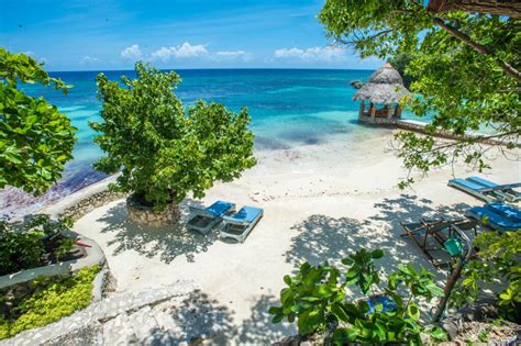 12 Most Beautiful Resorts in Jamaica | Oyster.com