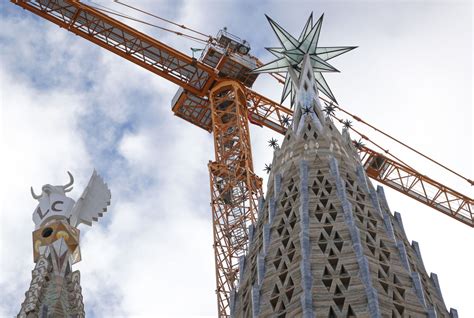 The Sagrada Familia Will Finally Be Completed in 2026. The Last ...