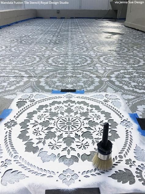 How to stencil paint a concrete patio floor diy outdoor decorating ...