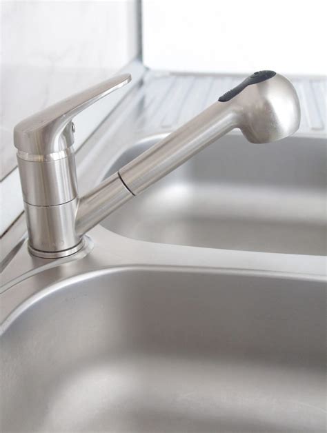 Best Way To Clean Stainless Steel Sink Without Heavy Chemicals