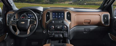 2022 Chevy Silverado 1500 Interior | Bowman Chevrolet