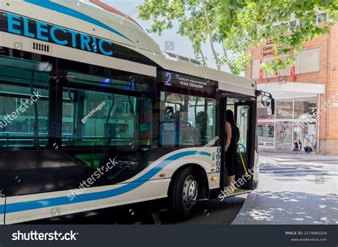 1,555 Bus circulating Images, Stock Photos & Vectors | Shutterstock