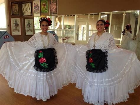 Getting our costumes on at the dance studio | Ballet folklorico, Dance ...