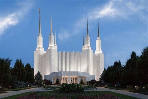 The Mormon Temple Is Reopening To The Public For The First Time Since 1974