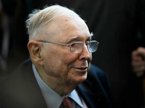 Charlie Munger, longtime business partner of Warren Buffett, has died : NPR