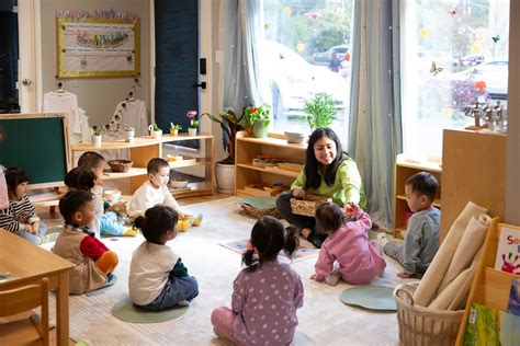 Infant Toddler Preschool Montessori School - Bellevue, Washington