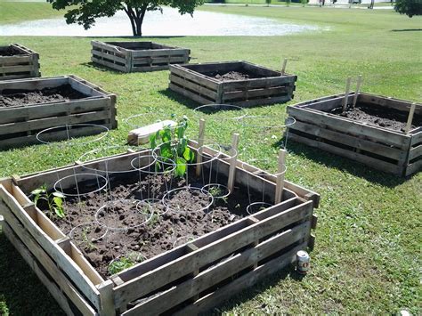 How To Build A Raised Garden Bed With Pallets