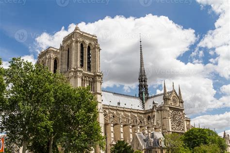 Notre Dame Cathedral 10906783 Stock Photo at Vecteezy