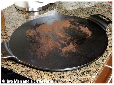 Two Men and a Little Farm: LODGE CAST IRON PIZZA PAN REVIEW