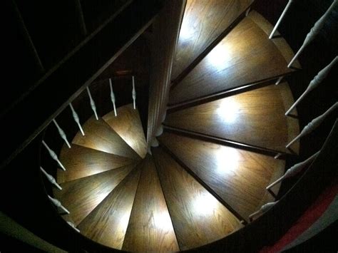 Custom LED Spiral Staircase Lighting - Make: