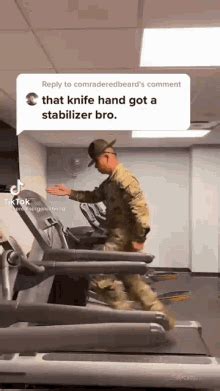 Us Army Drill Sergeant GIF - Us Army Drill Sergeant Knife Hand - GIFዎችን ...