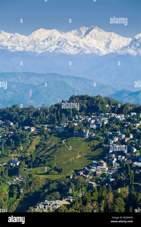 India, West Bengal, Darjeeling, View of Darjeeling and Kanchenjunga ...