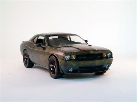 2009 Dodge Challenger, custom paint - Model Cars - Model Cars Magazine ...