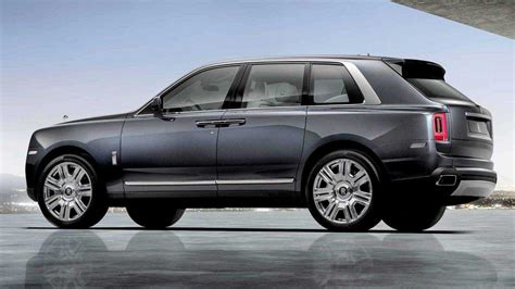 Rolls-Royce Cullinan: How Does It Compare To The Bentley Bentayga?